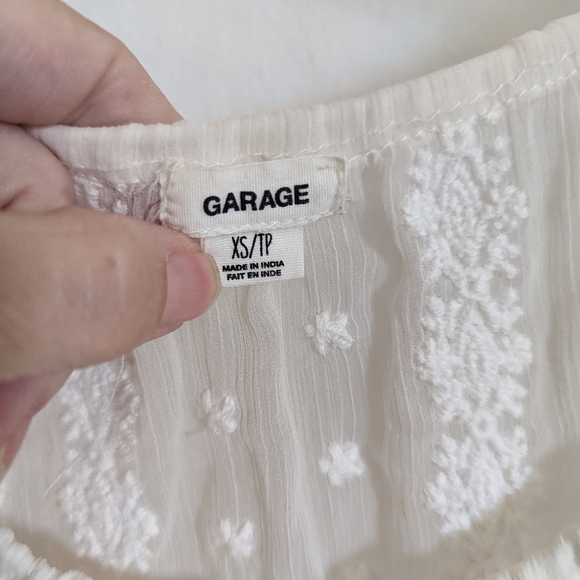 Tunic blouse - Picture 2 of 3